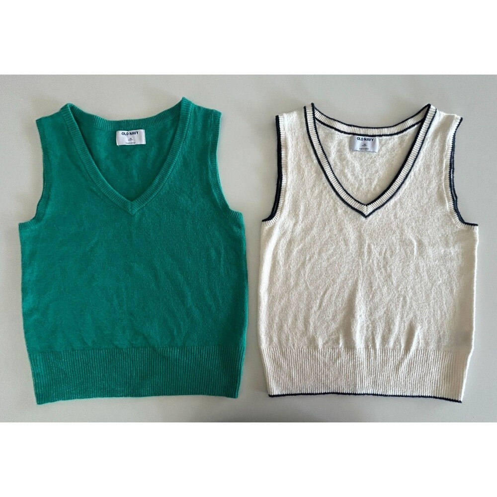 Lot of 2 Old Navy Women's XS SoSoft Sweater Vests Green Cream Navy Trim V-Neck